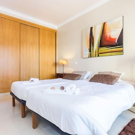 Sea Breeze Lagos Apartment Buitenkant foto