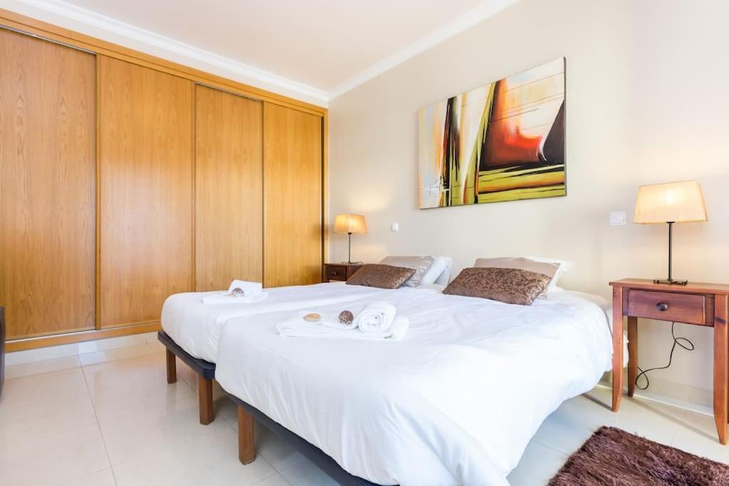 Sea Breeze Lagos Apartment Buitenkant foto