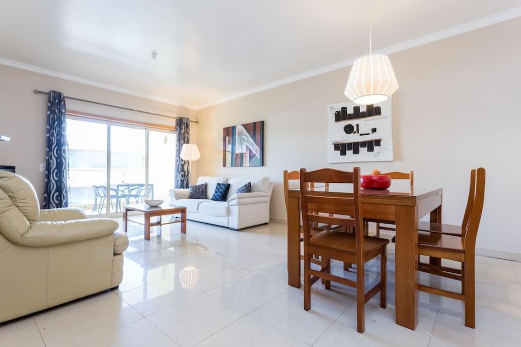 Sea Breeze Lagos Apartment Buitenkant foto