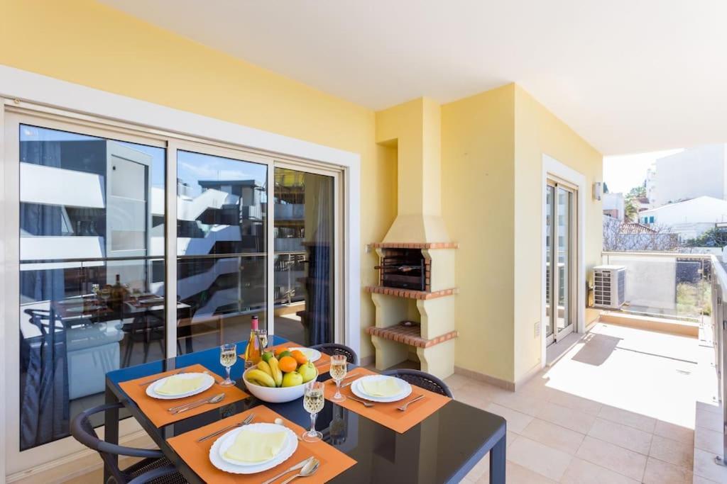 Sea Breeze Lagos Apartment Buitenkant foto